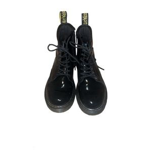 ❌❌SOLD❌❌Dr. Martens - JUNIOR 1460 PATENT LEATHER LACE UP BOOTS